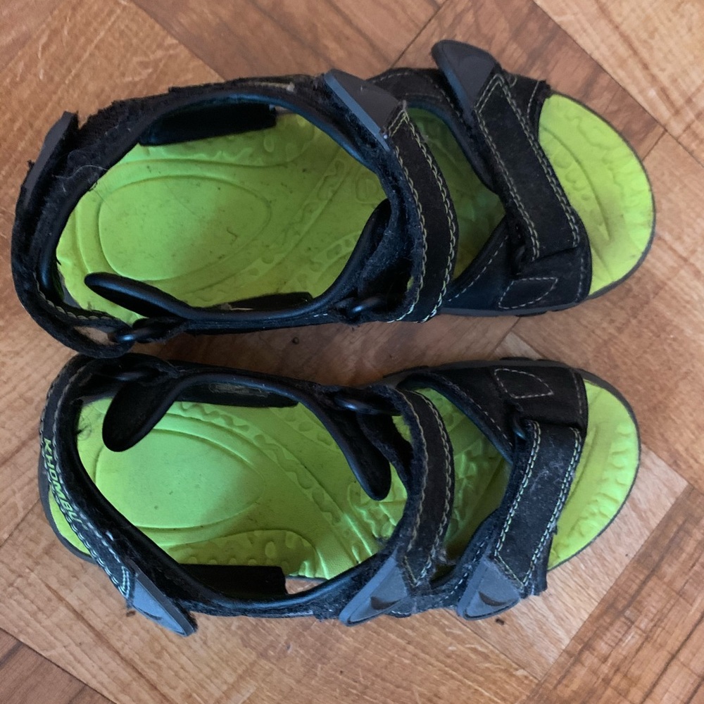 Boys sandals